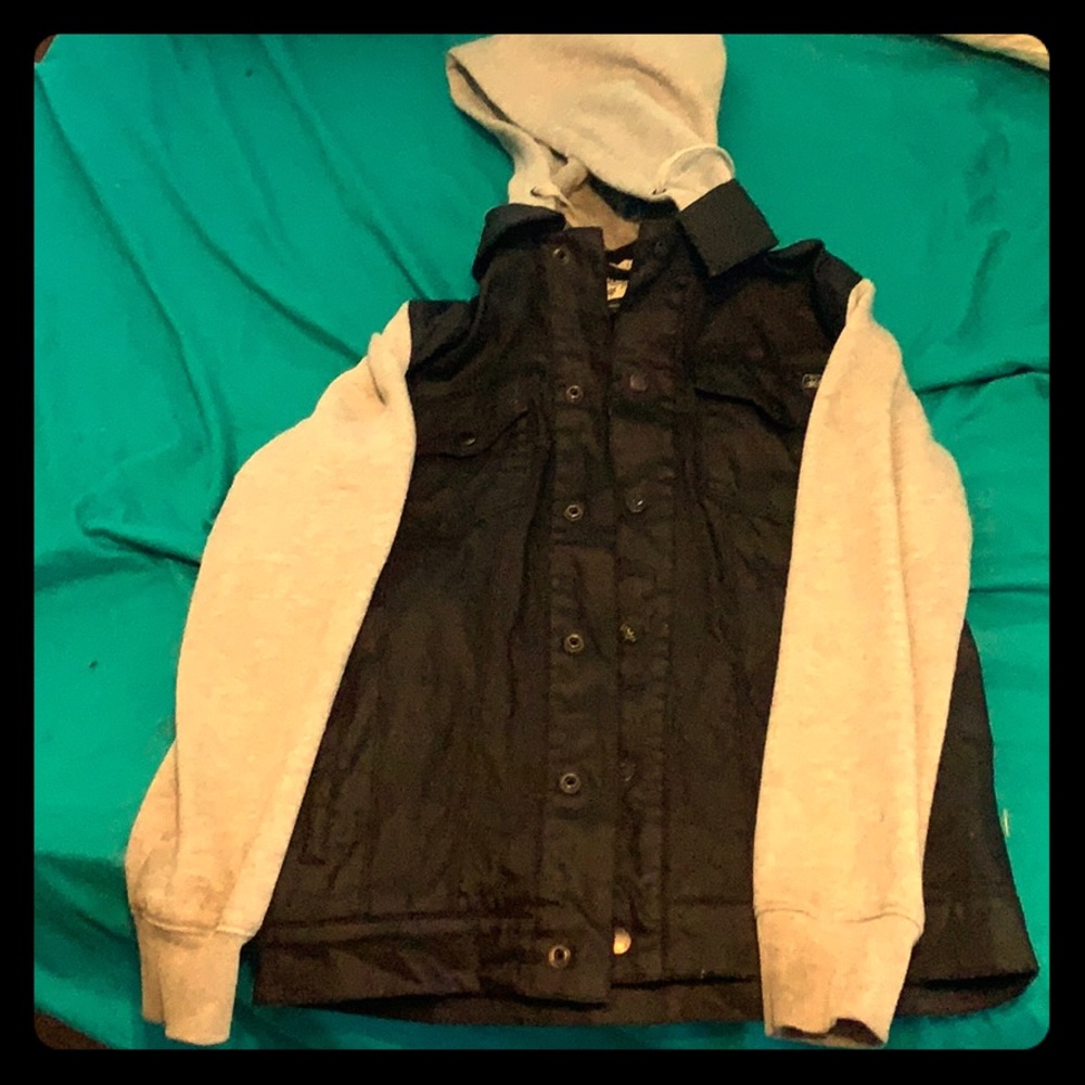 Dravis Jacket